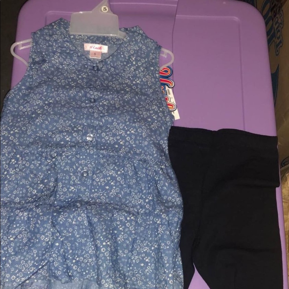 Girl 2 piece set with leggings